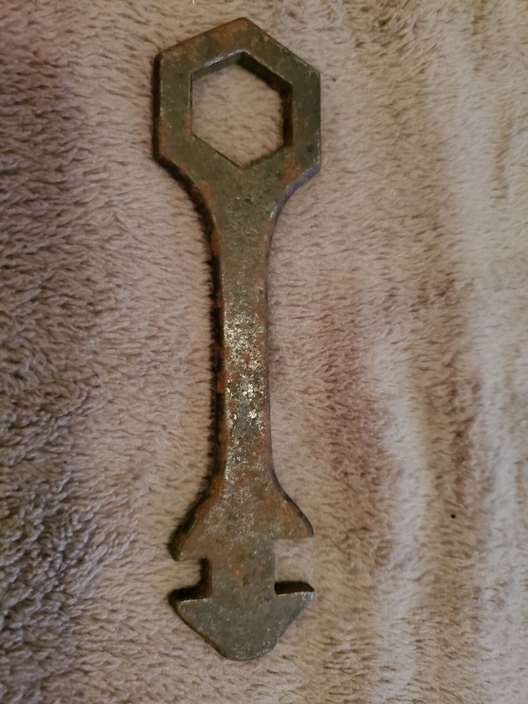 VINTAGE SPECIALITY WRENCH