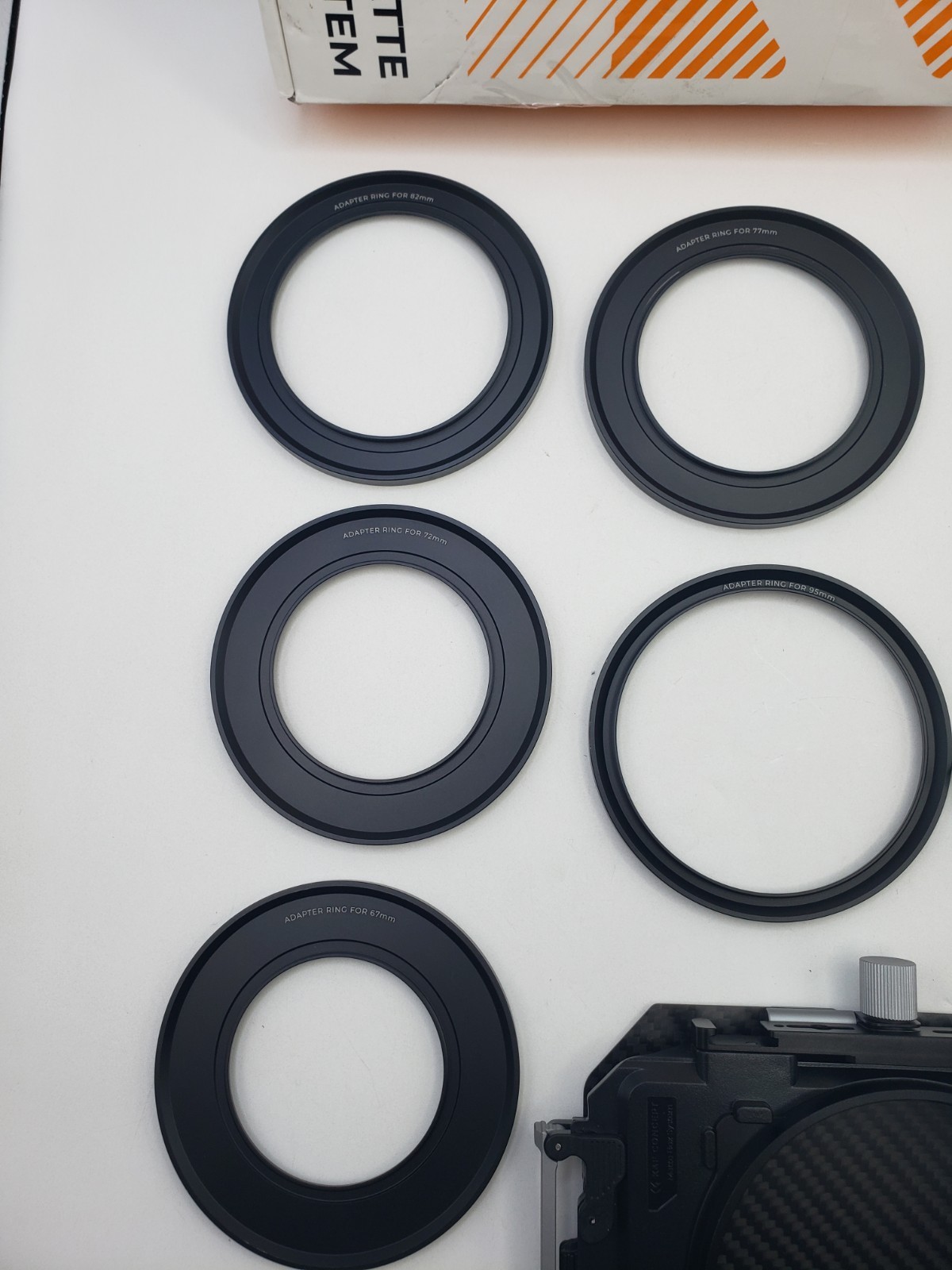K&F Concept DSLR Camera Matte Box - Carbon Fiber, 67-95mm Adapter Rings, 4x5.65