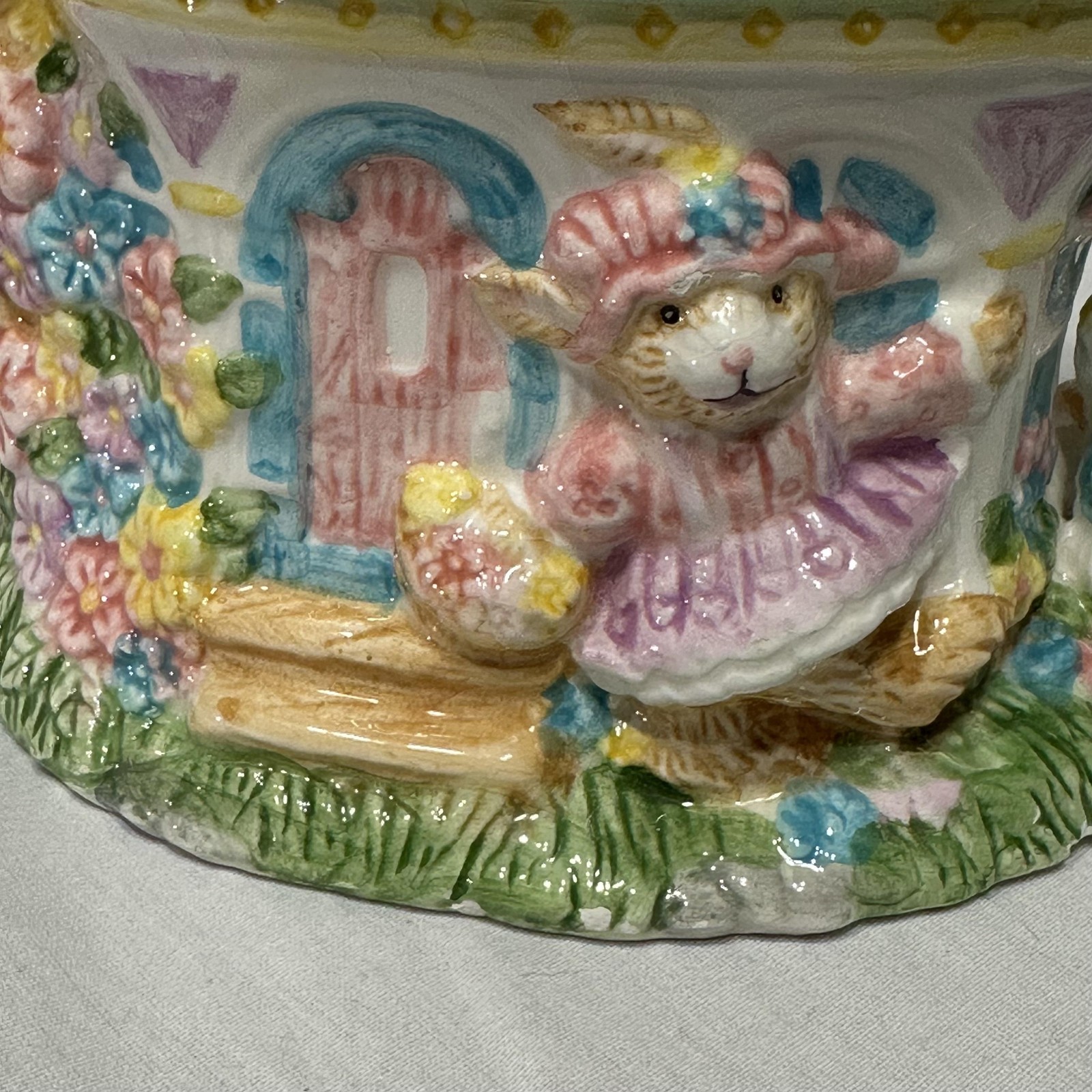 Vintage Mercuries Bunny Cottage House Teapot Ceramic Easter Floral Pastel 1994