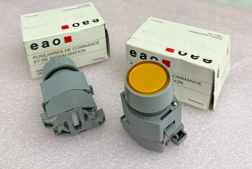 2ea eao 704-01-5694X Switch Actuator, Illuminated Pushbutton Switches