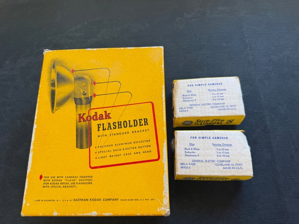 Kodak Flasholder w/ Bracket ~ 7 Bulbs ~ Manual ~ Box