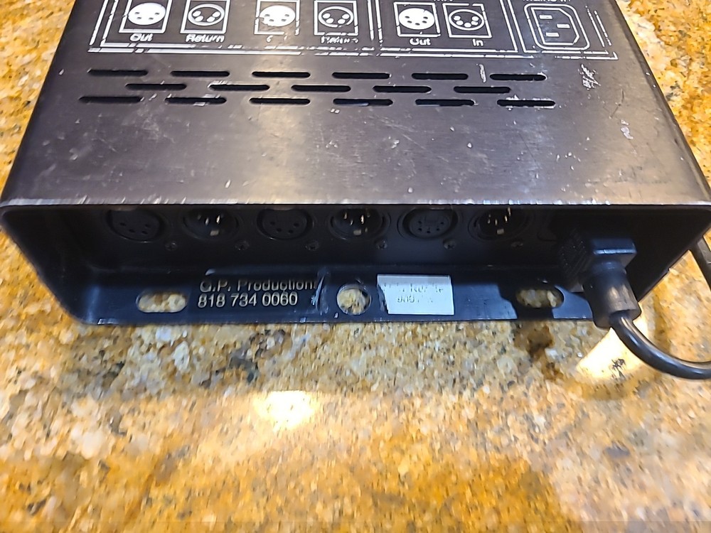 Chroma Q8 way Psu/splitterbox