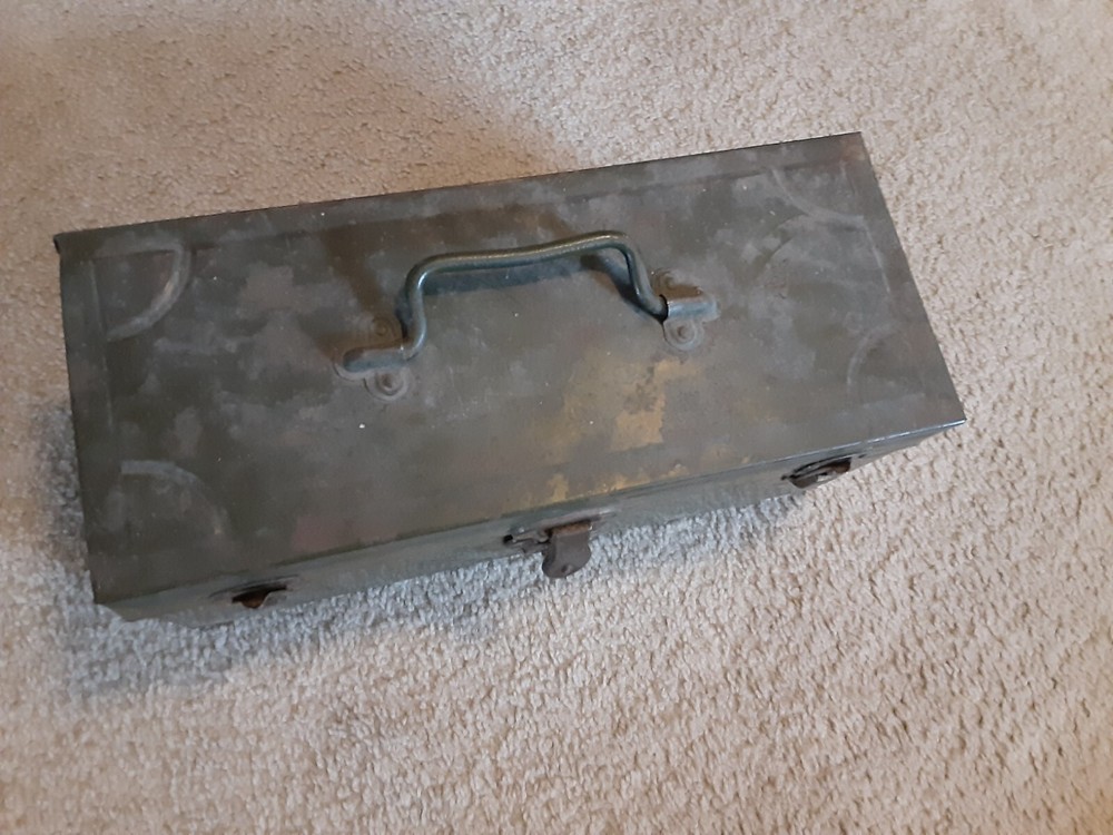 Vintage Eagle Lock Co. tackle or tool box BROKEN LOCK