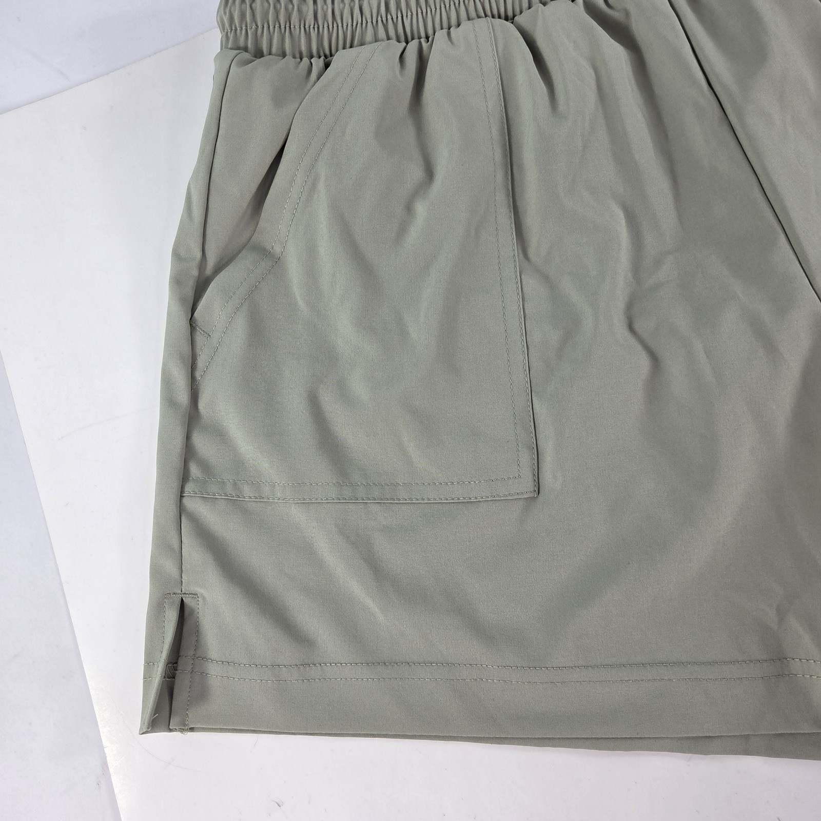 Spyder Women’s Performance Shorts SWB054 Sz L Light Olive Built-in Brief Running