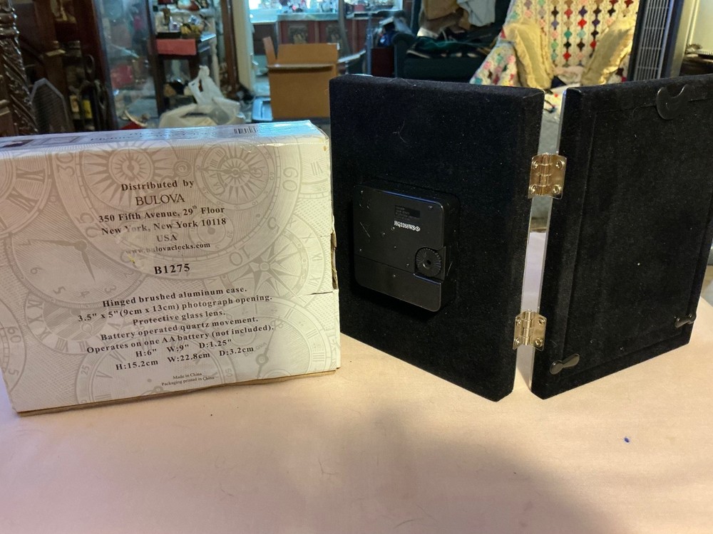 Bulova picture frame/clock excellent top quality new