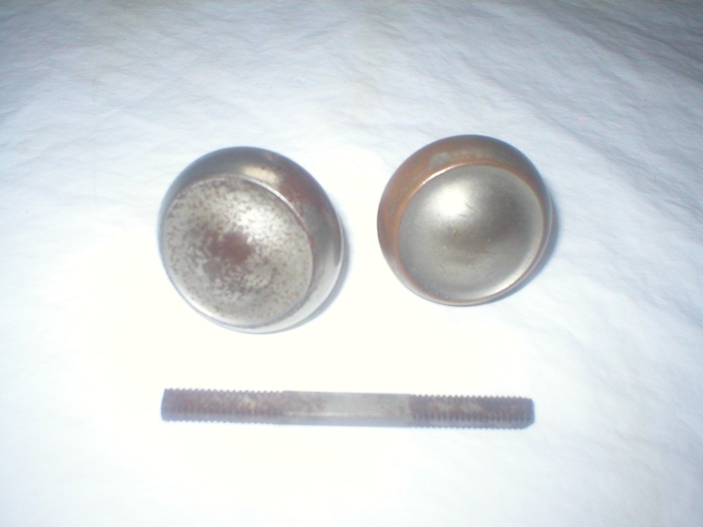 Antique Doorknob Pair with Spindle
