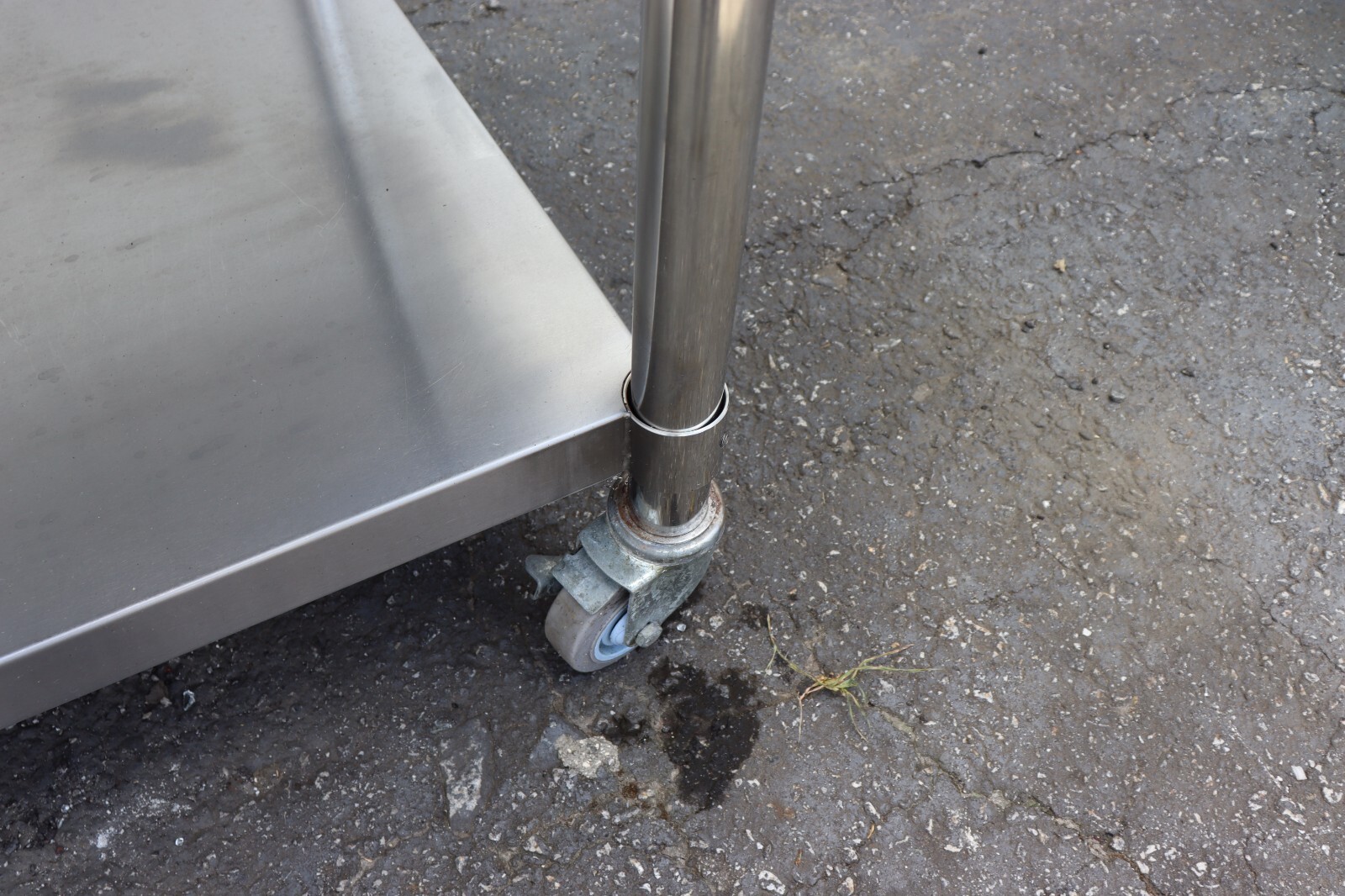 Klinger's PES-3048 48" Stainless Steel Equipment Stand, w/ Casters, Used