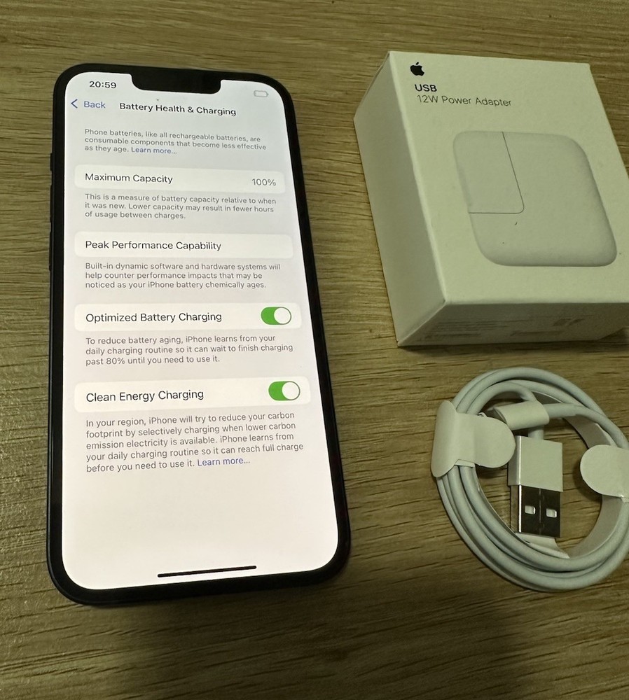 Apple iPhone 14 - 128GB - Midnight - Unlocked - 100% BATTERY