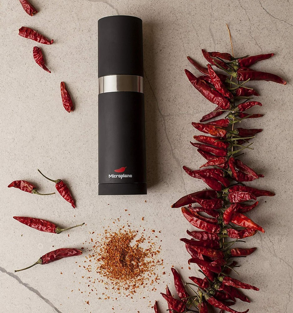 Microplane Chili Mill - Dried Chili Pepper Grinder