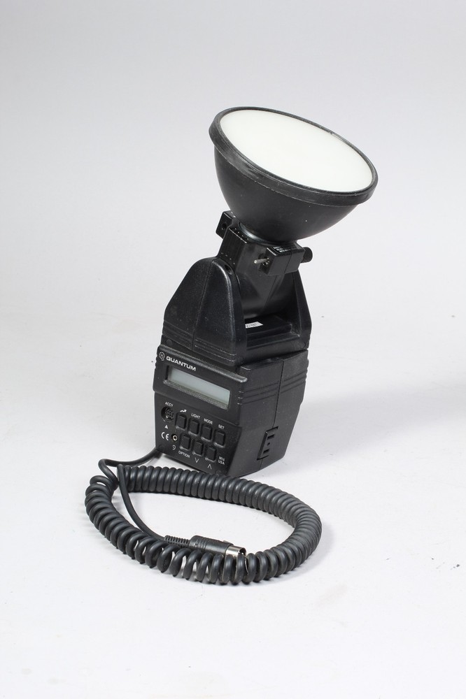 QUANTUM Q FLASH T2 W BULB CORD SOFT BOX REFLECTOR & MOUNT BRACKET TESTED WORKS