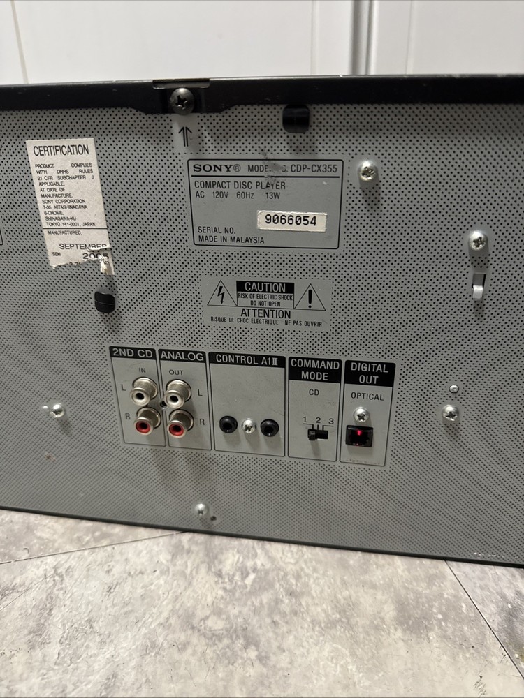 Sony CDP-CX335 CD Changer Tested Working No Remote Read!