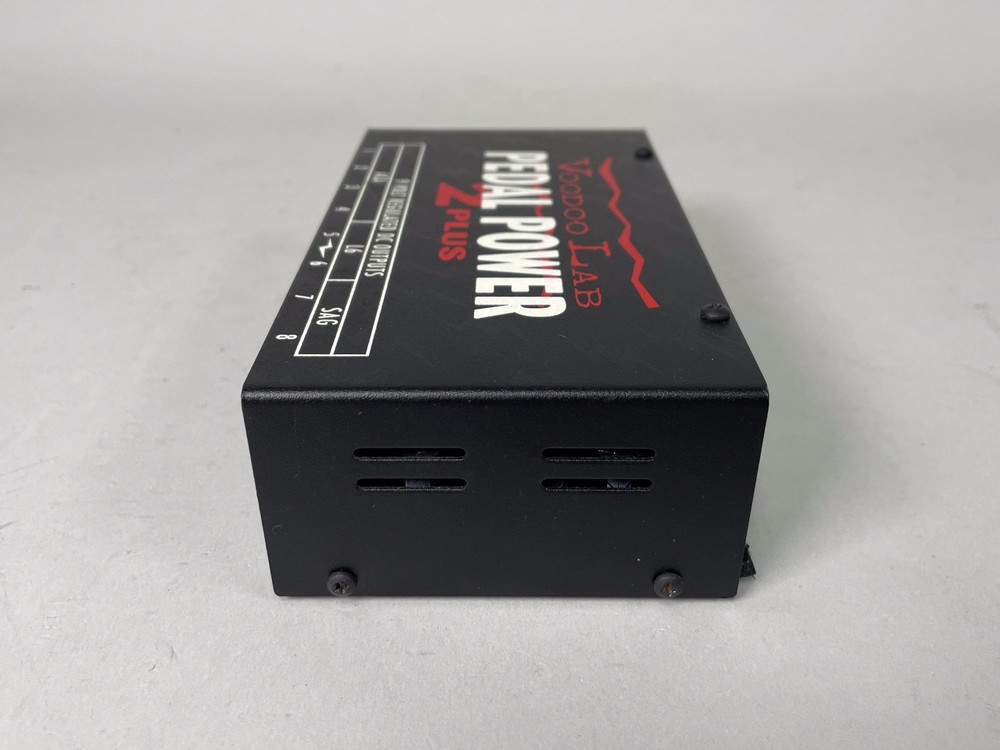 2015 Voodoo Lab Pedal Power 2 Plus w/Cables