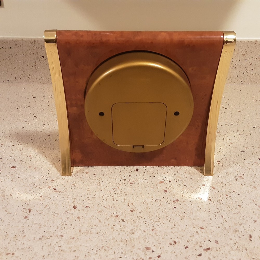 World Time Bulova Desk Clock- Airplane Second Hand Desk Mantle Brass & Plastic