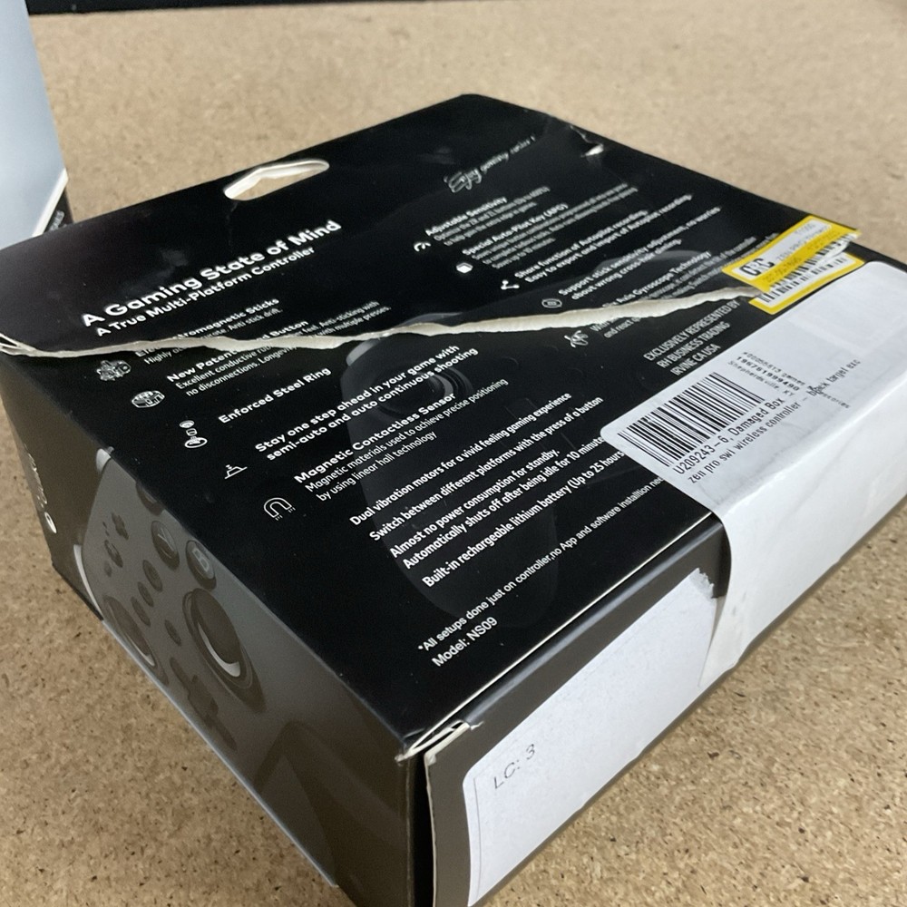 ZEN PRO Wireless Gaming Controller - Black New Damaged Box