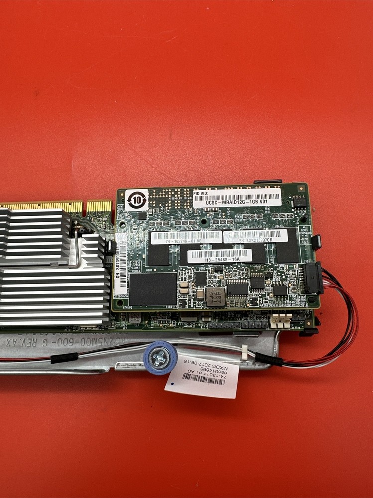 Cisco UCSC-MRAID12G-1GB Raid Controller With Bracket And Short 74-13017 Cable