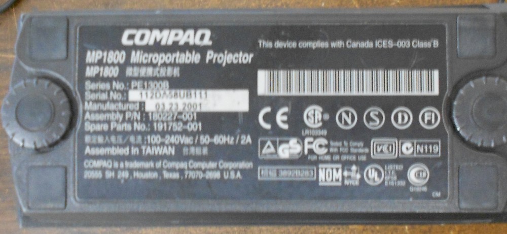 Compaq Portable Projector MP1800 Fully Functional 0303-02M