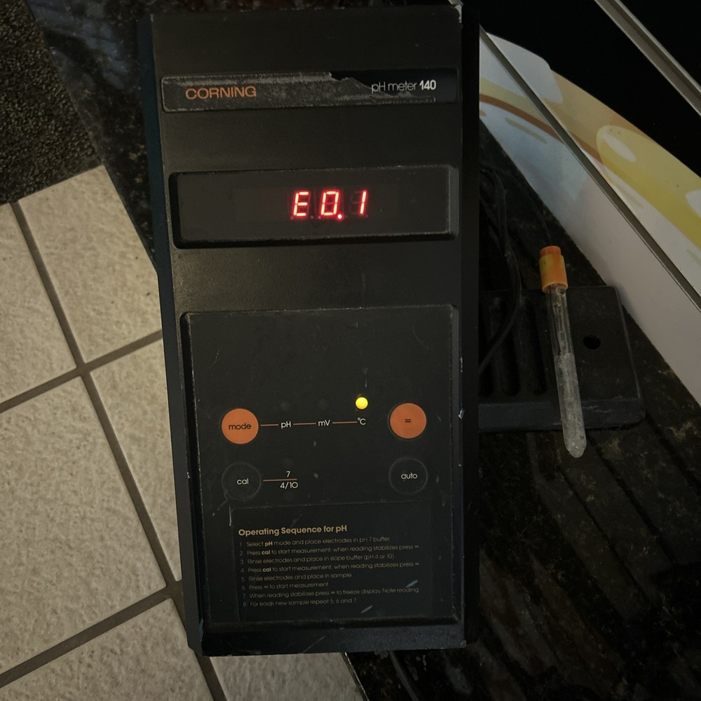 Corning pH Meter 140 Digital Laboratory Device