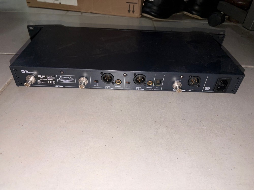 AKG DSR700 Digital Wireless Microphone Receiver System