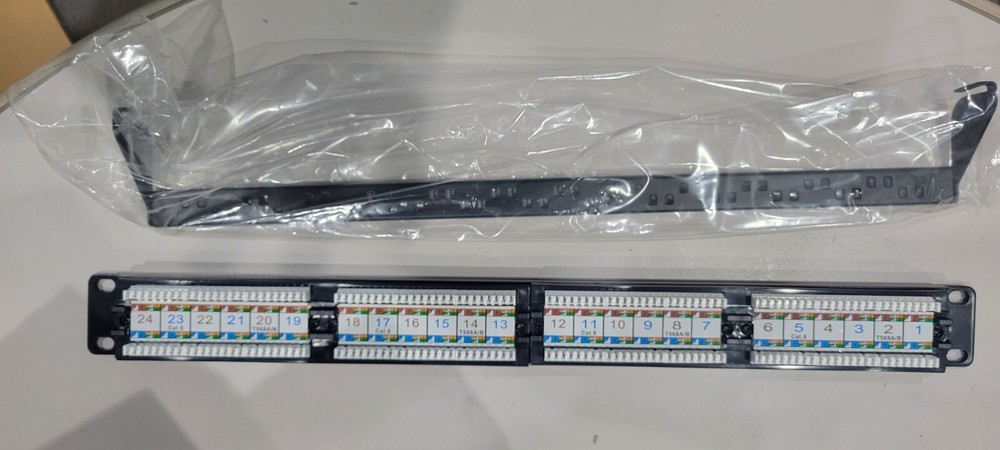 24 Port Cat6 Rj45 Patch Panel For Rack Or Wall Mount Cable Management