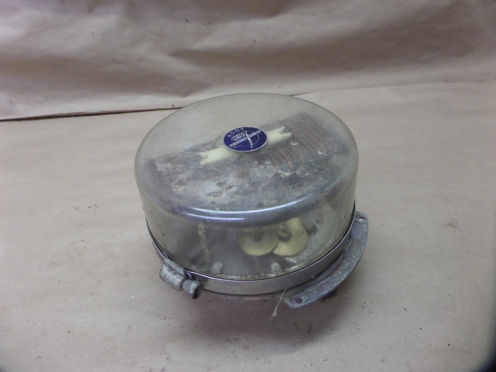 FERRO DYNAMIC LEAR LOOP ADF ANTENNA