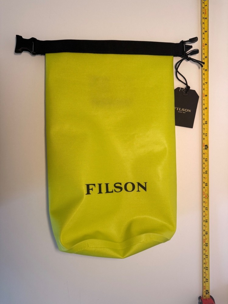 Filson Small Dry Bag in Laser Green