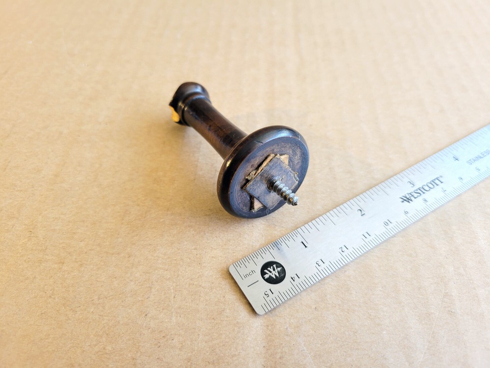 Gilbert tone arm rest