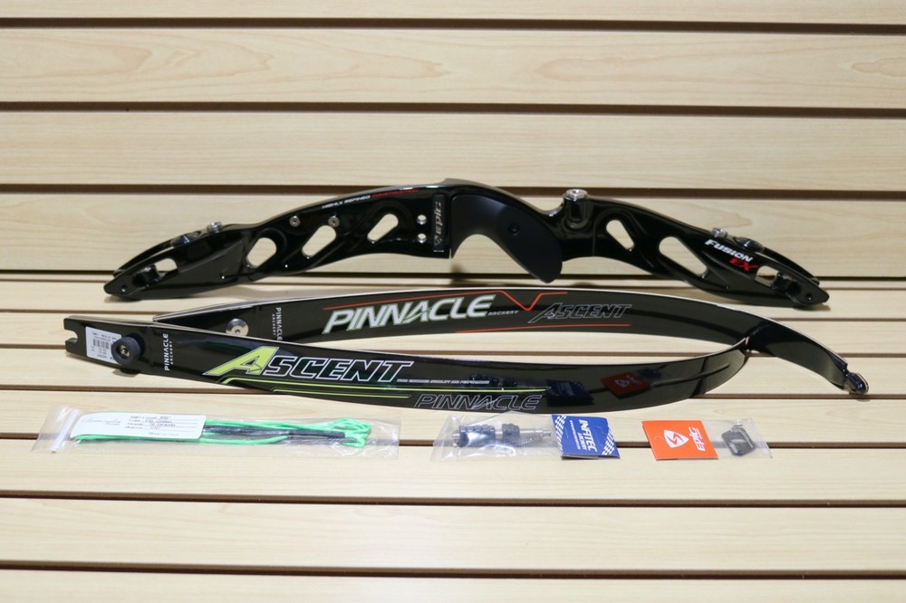 Epic Fusion EX Riser / Pinnacle Ascent Maple Core Bow / RH / BCY D97 String