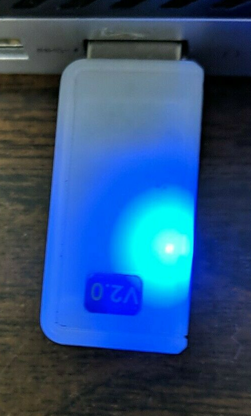 BLUETOOTH MINI USB ADAPTER V2.0 VERSION: 5.5.0.3200 CMII:2008DJ3089