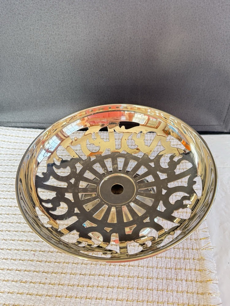 Vintage Manning Bowman Quality Meriden CT Fruit Bowl Silverplate Reticulated 232