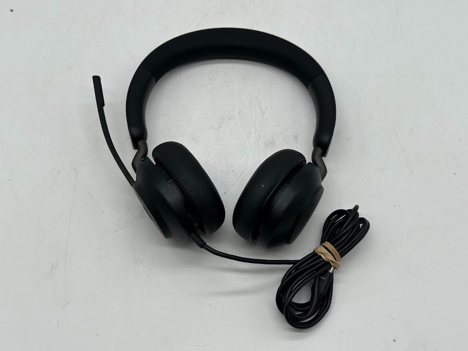 Jabra Evolve2 40 Stereo Headset (UC, USB-C) - Black