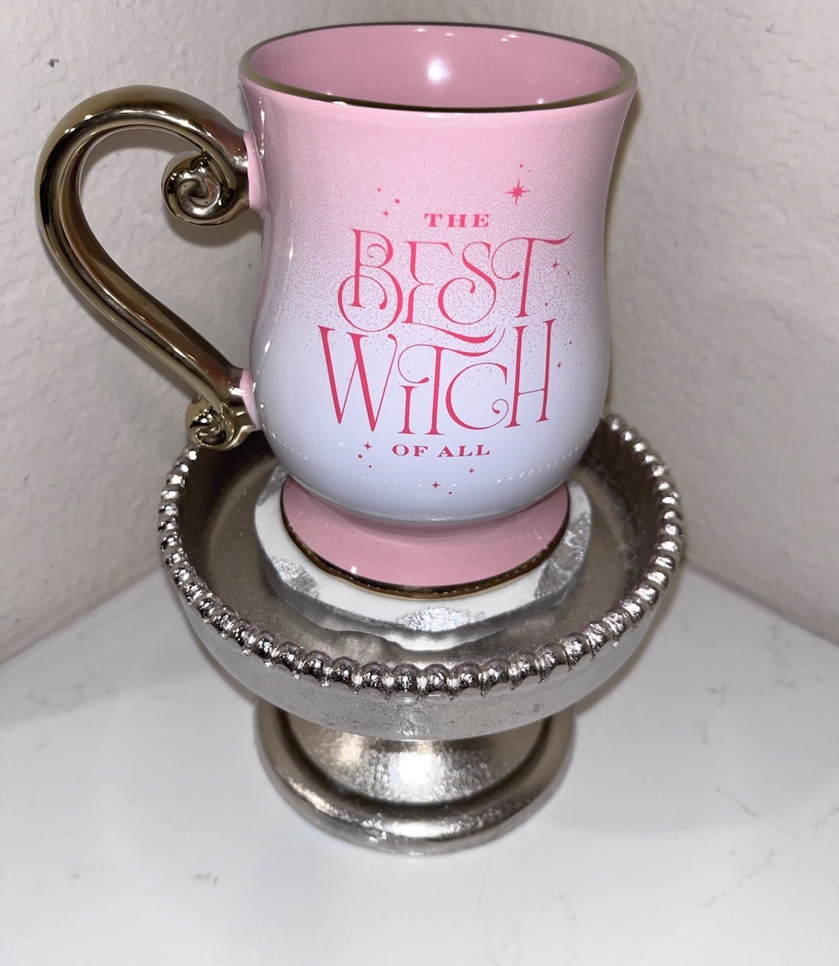 2-NWT Wicked Coffee/tea Green, Pink With Gold Handle Mug Set
