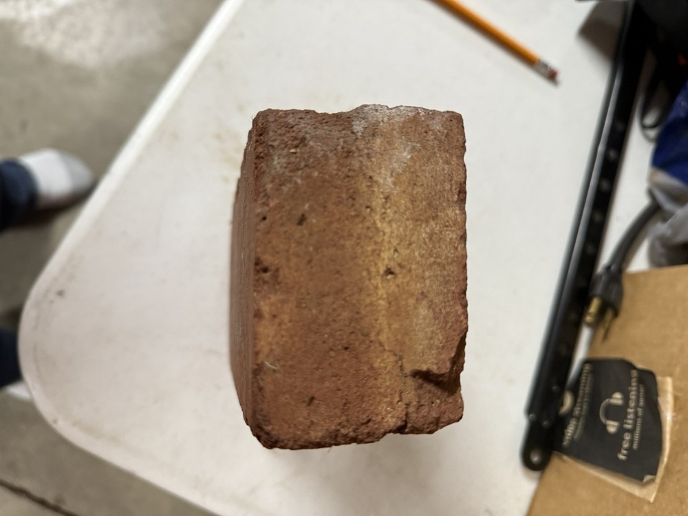 Ada - Brick
