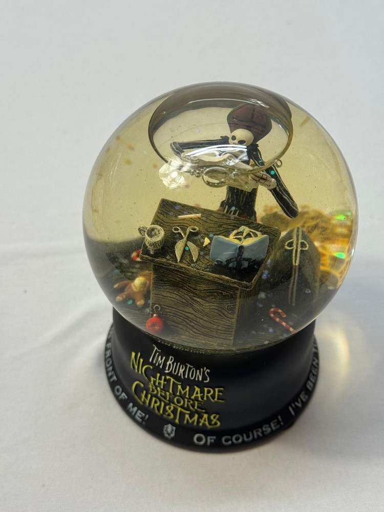NECA Nightmare Before Christmas Spider Snow Flake Globe Decoration