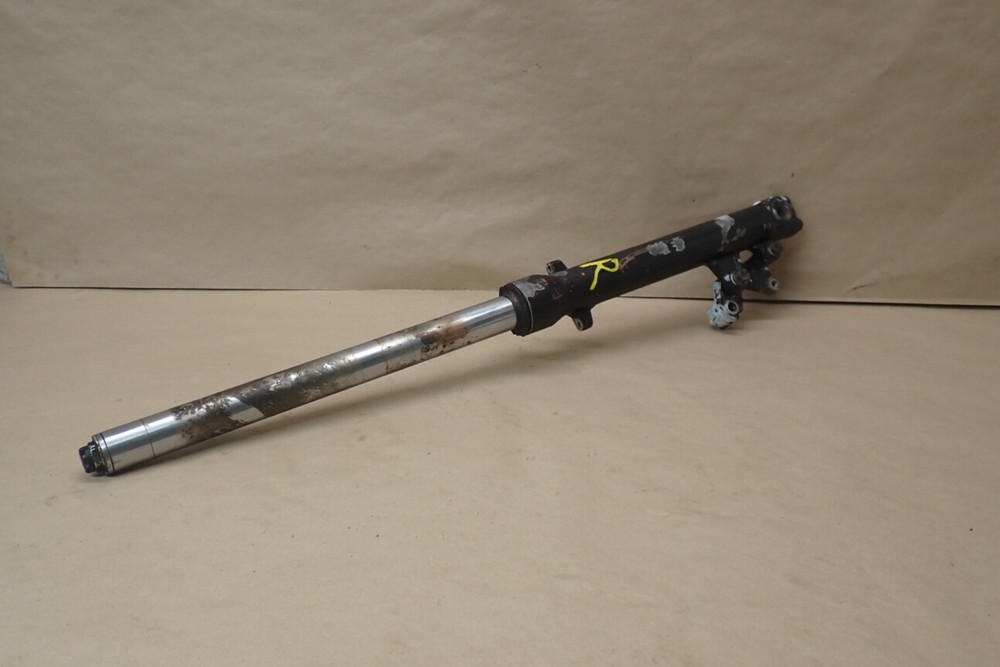 1985 HONDA VF500F FRONT RIGHT FORK