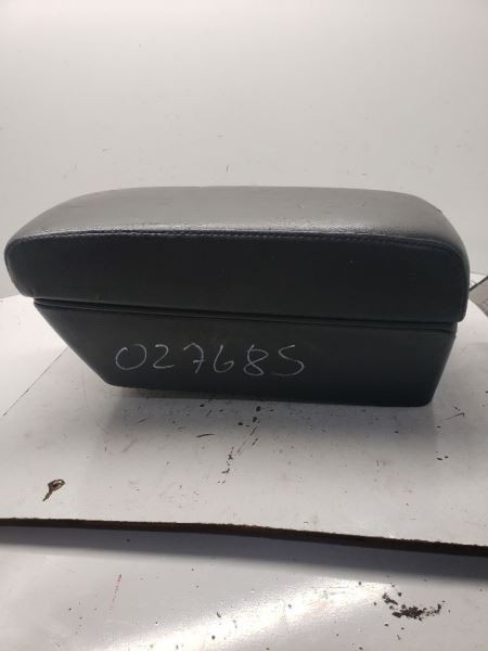PATHFINDR 2003 Armrest OEM