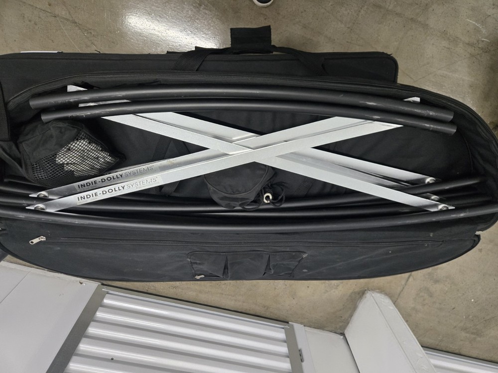 Indie Dolly Systems Curved Track Kit & Carrying Case