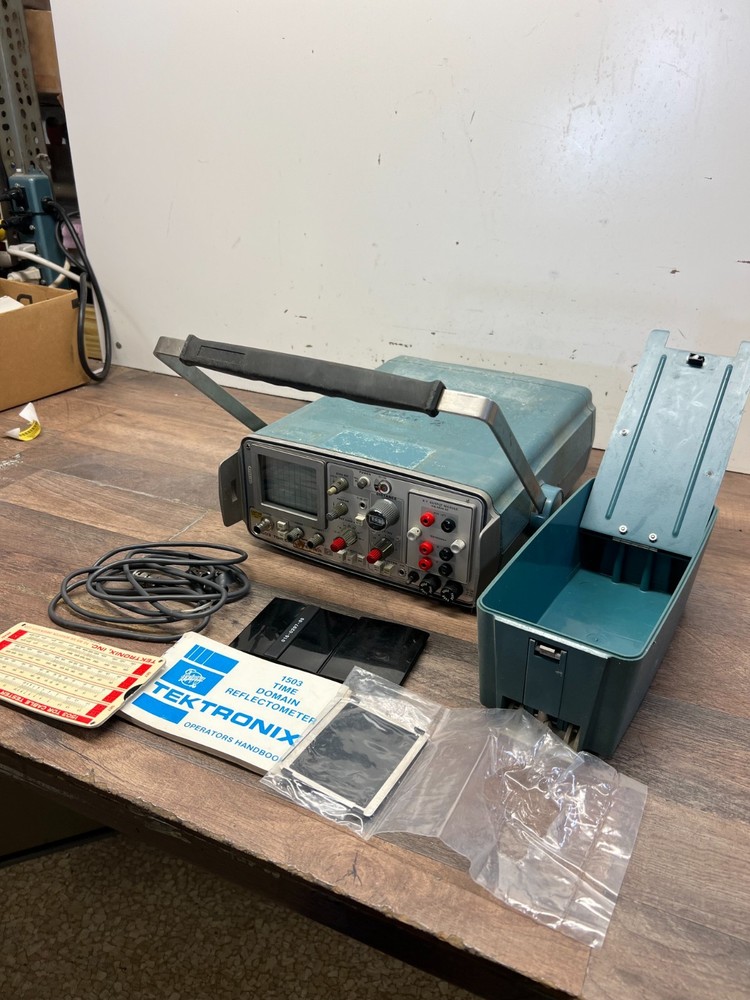 Tektronix 1503 TDR Cable Tester