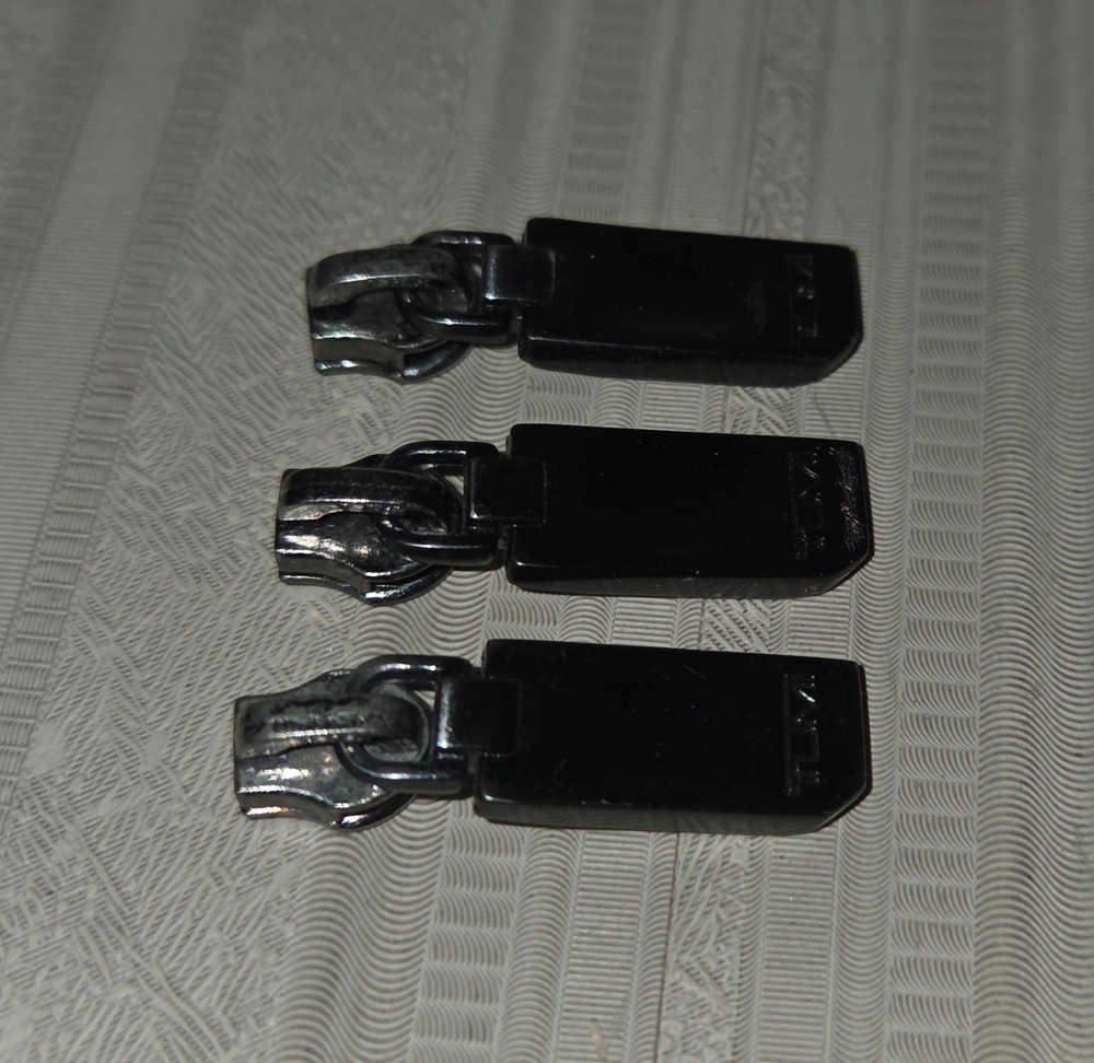 Tumi Replacement Sliders / Zipper Pulls / Pull Tabs  Interior Lot of 3