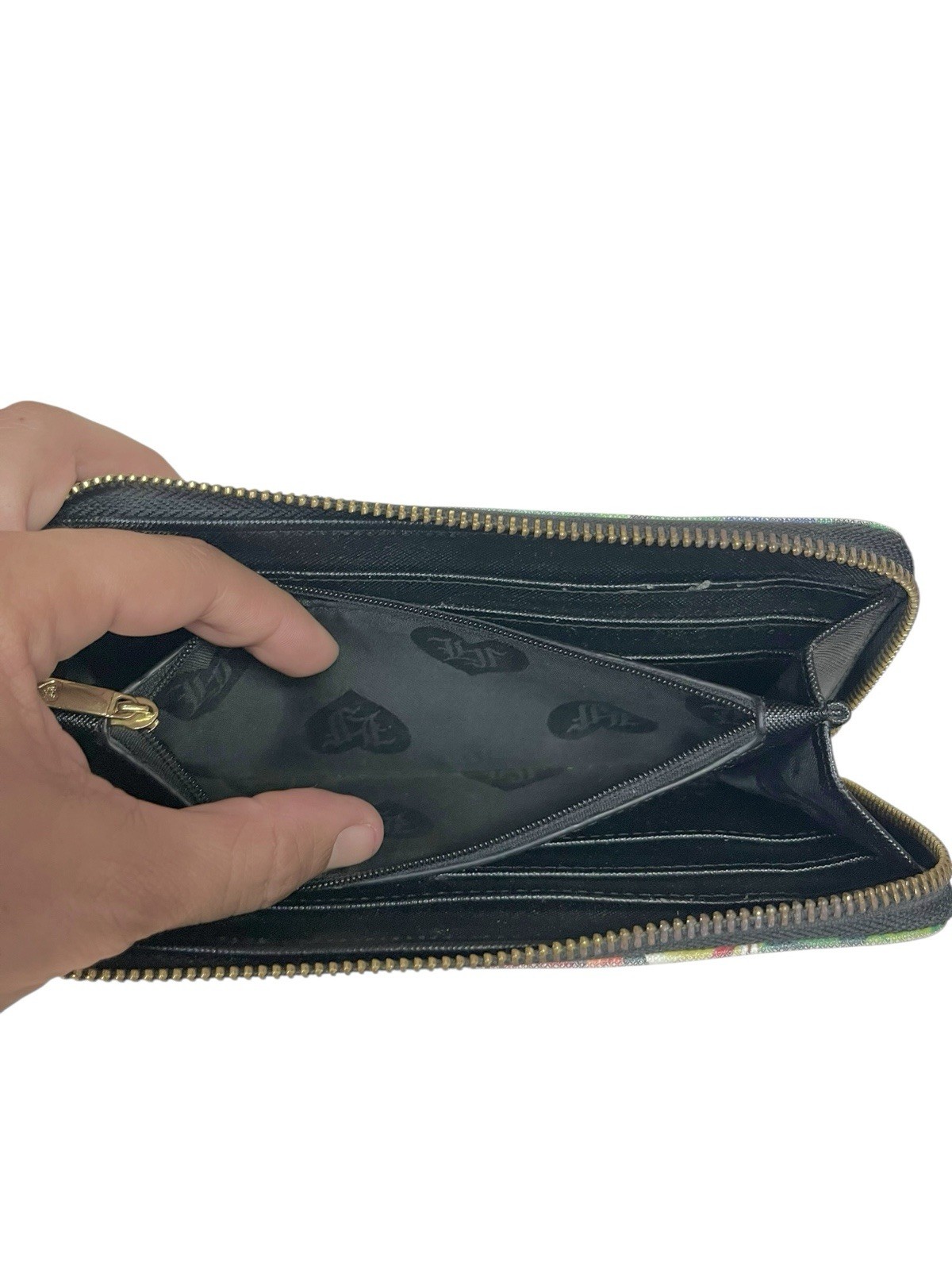 Loungefly Disney Alice in Wonderland Garden Zip Around Wallet Sold Out Retired