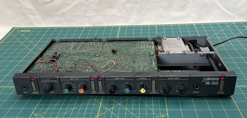 BOSS DE-200 Digital Delay Rackmount