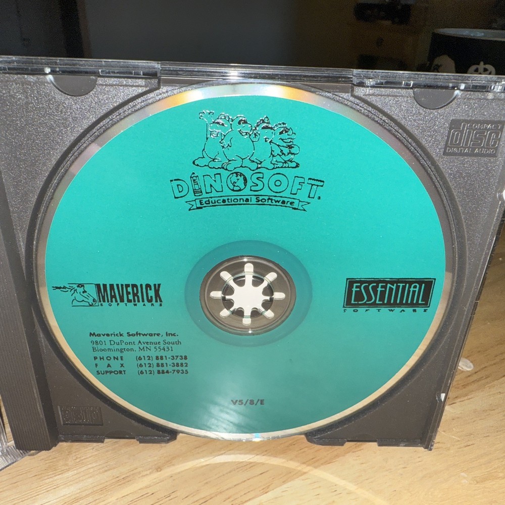 Typing CD ROM Dinosoft Case, Booklet And Working CD