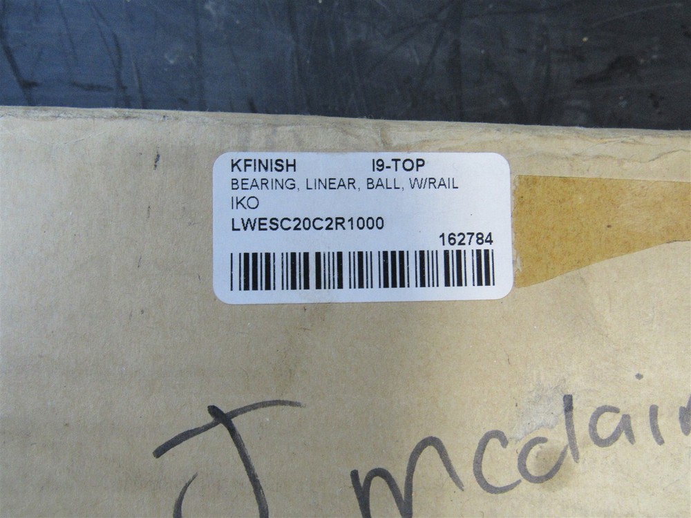 IKO LINEAR GUIDE BLOCKS/RAIL LWESC20C2R1000