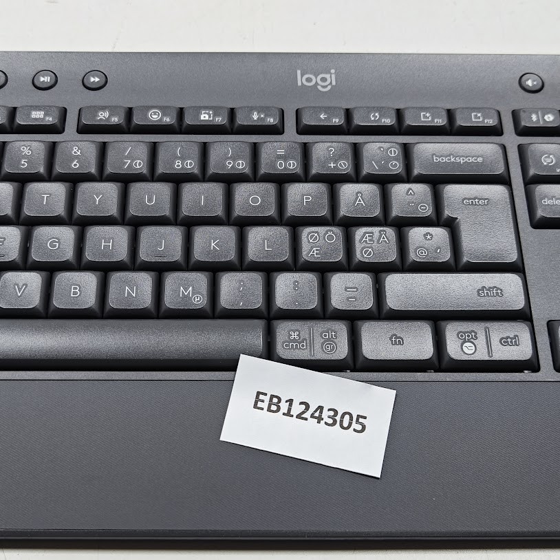 Logitech YR0071 Wireless Keyboard - Working, Bluetooth Only, Minimal Wear