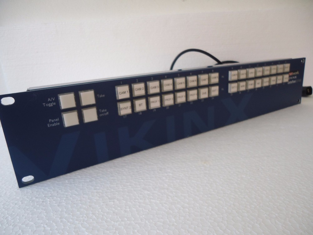 NETWORK VIKINX 2U CONTROL PANEL 32-ProS INCLUDING UNIVERSAL POWER SUPPLY