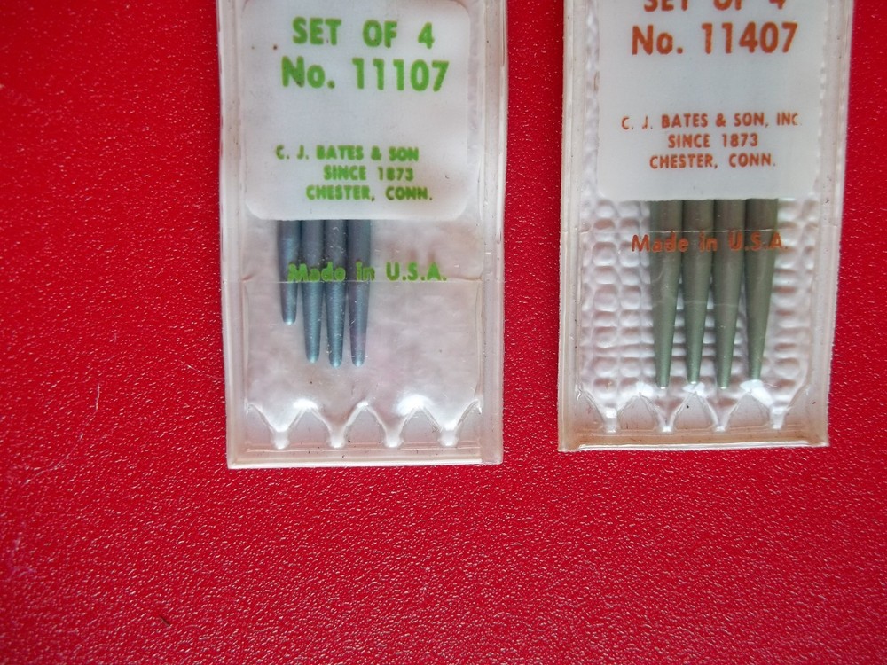 Bates double point knitting needles, sizes 0 & 2, 7"