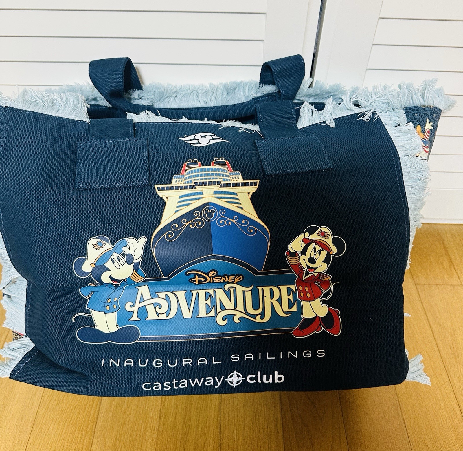 Disney Cruise Line Adventure Inaugural Castaway Club Tote Bag Mickey Minnie