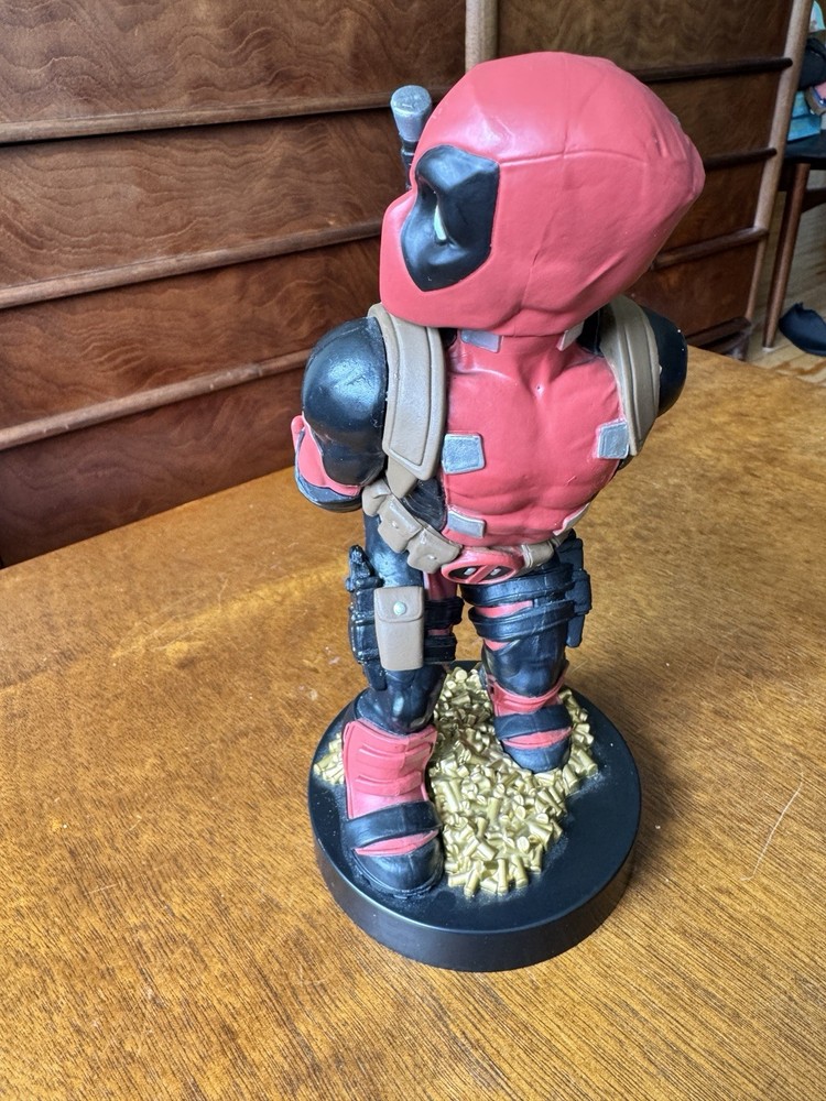 Cable Guys Deadpool Bringing Up The Rear Phone & Controller Holder Man Cave
