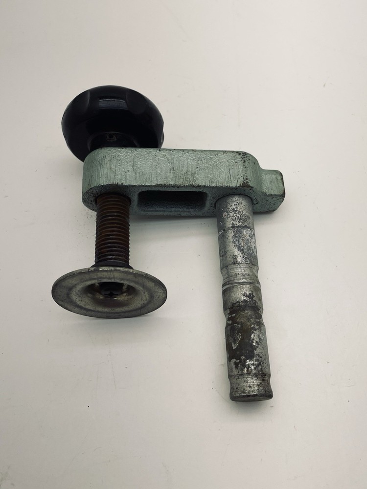 Miter Saw Clamp