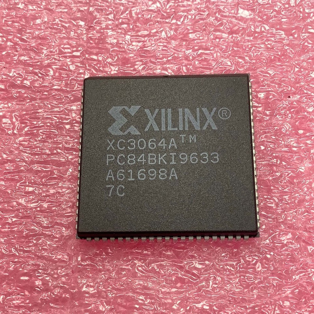 XC3064APC84BKI - XILINX - Field Programmable Gate Array