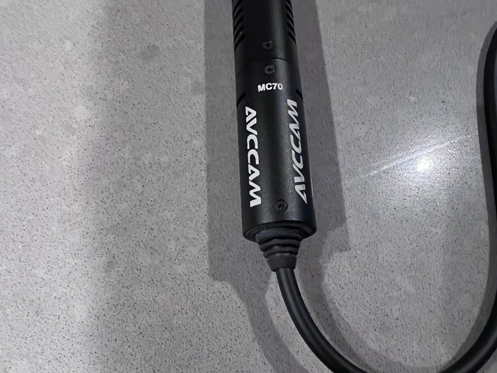 AVCCAM MC70 Powered Shotgun Microphone